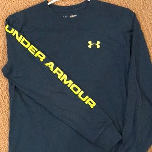 Under Armour Youth Medium long sleeve